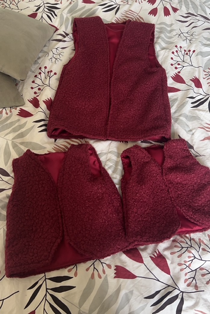 Lot mére filles gilet sans manche
